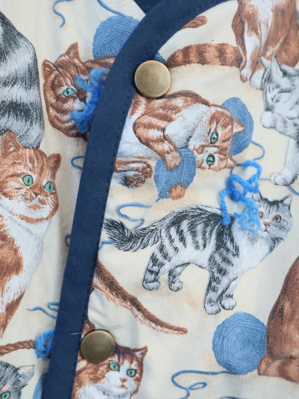 Upcycled Cat Vintage Print Quilt Vest in Cream and Blue - Picture 4 of 9